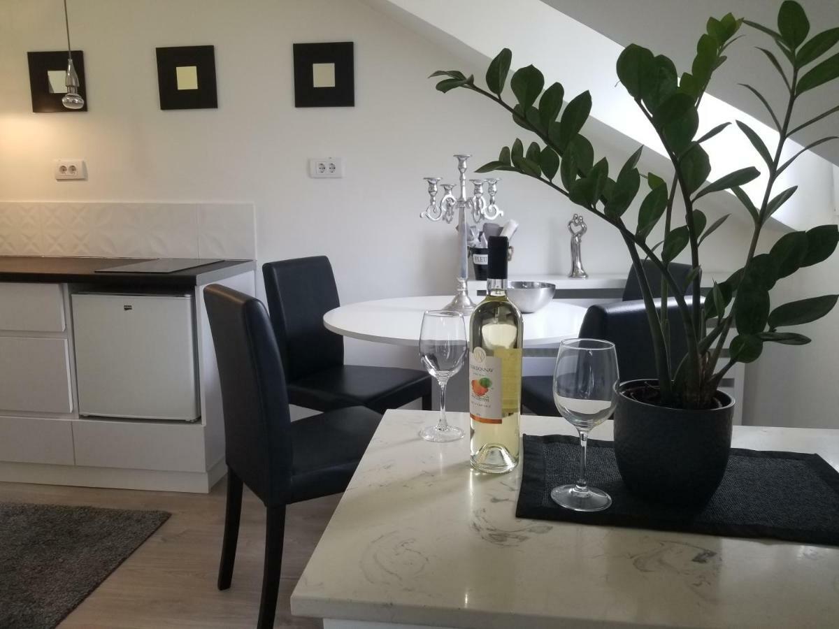 Apartamento Stan Na Dan Angel Novi Sad Exterior foto